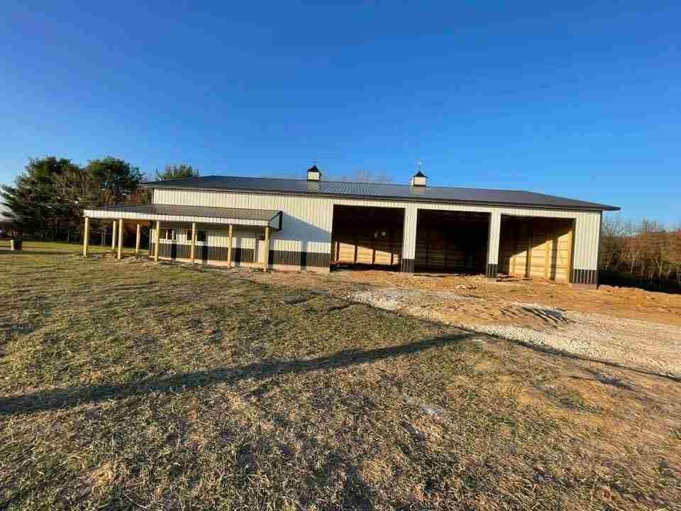 Metal Carports and Pole Barns